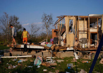 Tormentas devastadoras azotan EE.UU.: Cuatro muertos y alertas para 50 millones de personas