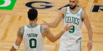 Boston Celtics supera a los Pacers en un emocionante Juego 1 con tiempo extra