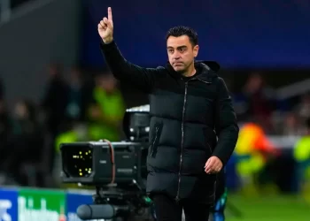 La salida de Xavi Hernández del FC Barcelona: una decisión polémica