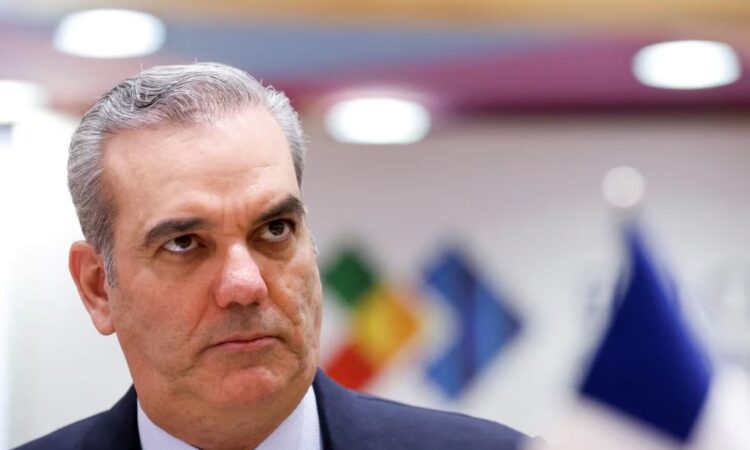 Hackean a Abinader previo a elecciones en República Dominicana