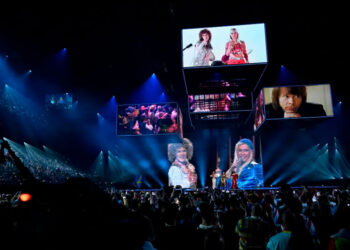 ABBA regresa a Eurovisión como hologramas en el 50 aniversario