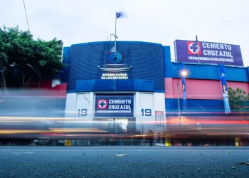 Cruz Azul se mantendrá un año y medio más en el Azul