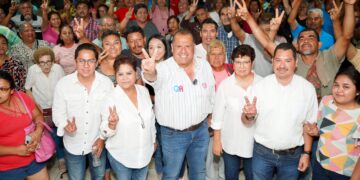 Trabajadores del Ayuntamiento de Victoria cierran filas con Óscar