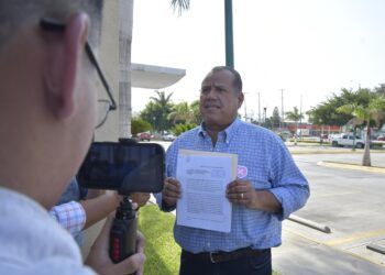 Denuncia Almaraz a funcionario de la Unidad de Inteligencia Financiera