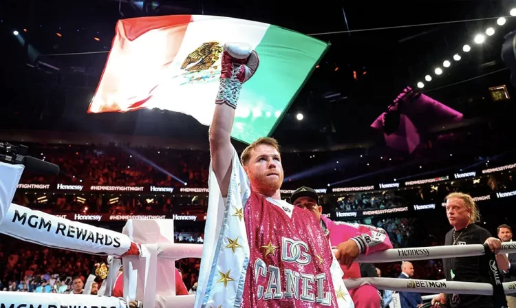 Canelo Álvarez renuncia a título para evitar enfrentar a William Scull