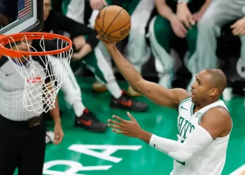 Los Celtics dejan tocados a unos Cavs sin Donovan Mitchell