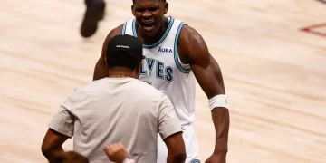 La nueva guardia: Jóvenes estrellas brillan en los playoffs de la NBA