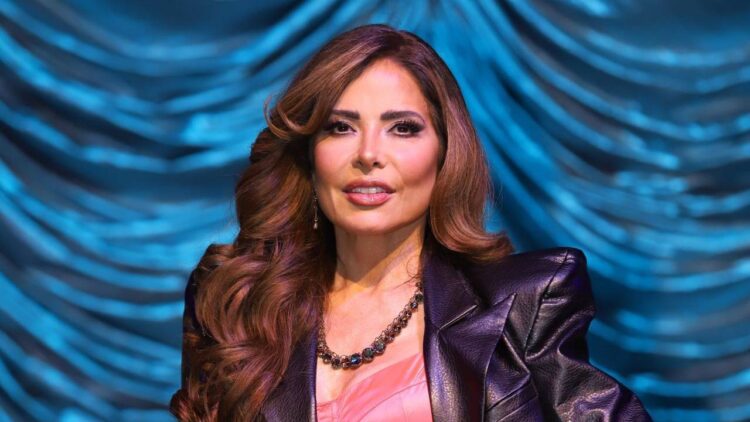 Gloria Trevi emociona a su ‘paisanada’ con concierto y mensaje cívico