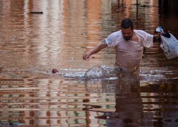 EE. UU. donará un millón de dólares para asistir a Brasil tras las inundaciones