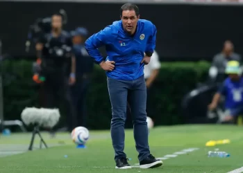 Zague critica a Jardine por planteamiento “temeroso” en semifinal contra Chivas