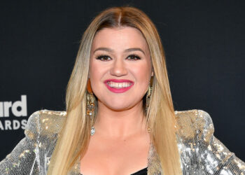 Kelly Clarkson revela el medicamento que la ayudó a bajar de peso