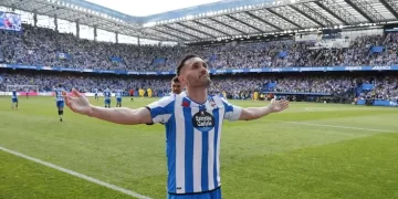 El Deportivo La Coruña regresa a Segunda División con una victoria épica