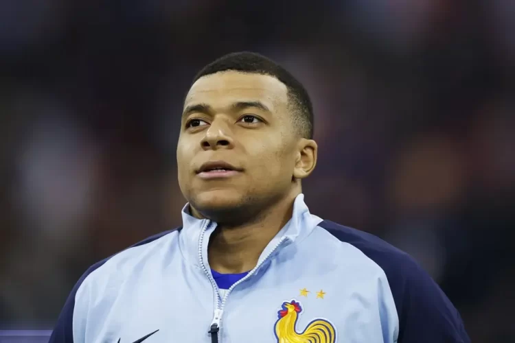 Mbappé lidera la lista de Francia para la Euro 2024