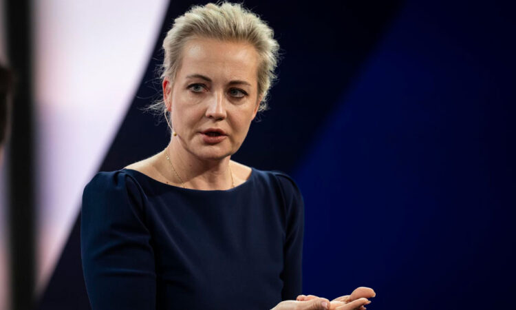 Viuda de Navalni recibe el Premio de la Paz de Dresde en honor al opositor ruso