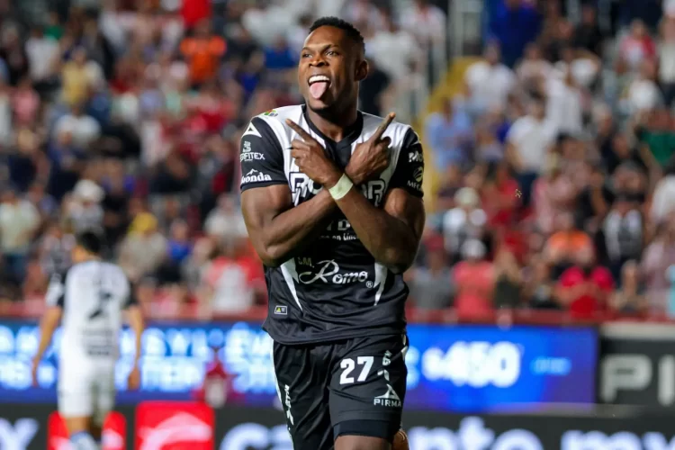 Otra vida para el Rayo: Necaxa avanza en el Play In tras emocionante tanda de penales