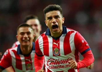 ¡Fernando Beltrán comparte su felicidad: ¡Su mamá venció al cáncer!