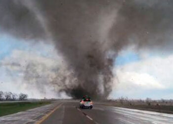 Millones en alerta por tornados en el noreste de EE.UU.