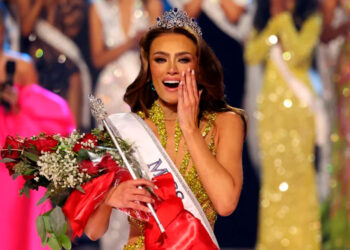 Noelia Voigt renuncia a la corona de Miss USA por salud mental