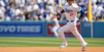 Ohtani brilla con dos jonrones en la victoria de los Dodgers sobre los Bravos
