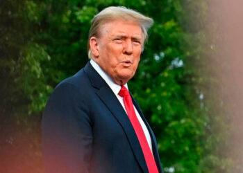 Trump califica juicio de estafa orquestada por Casa Blanca