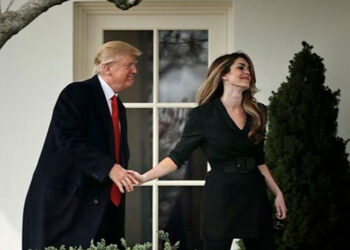 Hope Hicks, excolaboradora de Trump, rompe en lágrimas durante interrogatorio en juicio penal