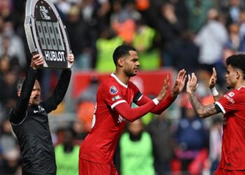 Premier League anuncia su calendario para la temporada 24/25