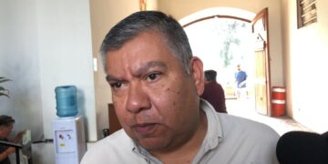 Realizan limpieza de drenes pluviales como prevención para temporada de huracanes.