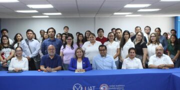 Capacita UAT en temas selectos de salud a docentes y estudiantes de Reynosa