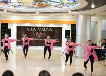 Realiza la UAT con éxito talleres artísticos en Tampico y Victoria