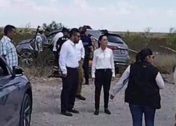 Equipo de Sheinbaum se accidenta en carretera de Coahuila; muere una mujer