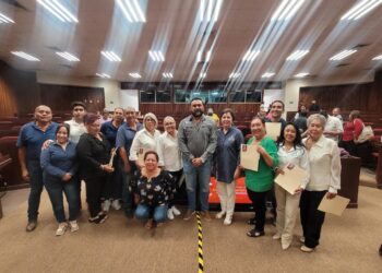 Acreditan diplomado en la UAT 55 guías de turistas en Tamaulipas