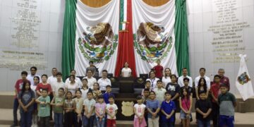 Acuden al Congreso, 36 niñas y niños del Centro PANNARTI en Día Mundial contra el trabajo infantil