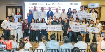 Premian a ganadores del Summer Camp Emprendedores CONALEP 2024