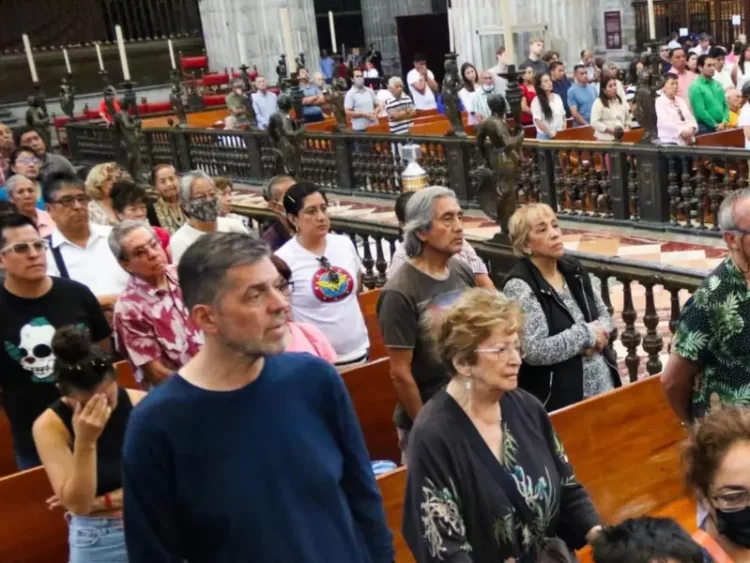 Iglesia Católica destaca papel de padres mexicanos: “son fuente de paz, serenidad y estabilidad”