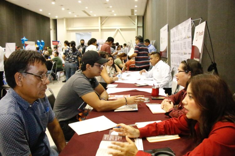 Setenta empresas ofertarán mil empleos este miércoles en Cd. Victoria en el Polyforum
