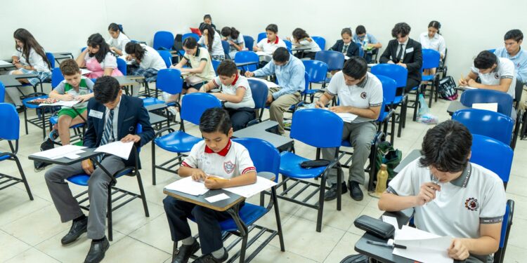 Celebra UAT la etapa estatal de la Olimpiada de Matemáticas 