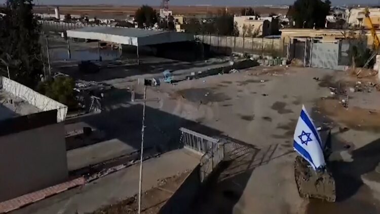 Israel controla frontera entre Gaza y Egipto