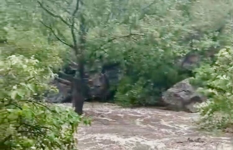 Evacuarán a familias en ejido “Miraflores” de Güémez, por desborde del río Corona