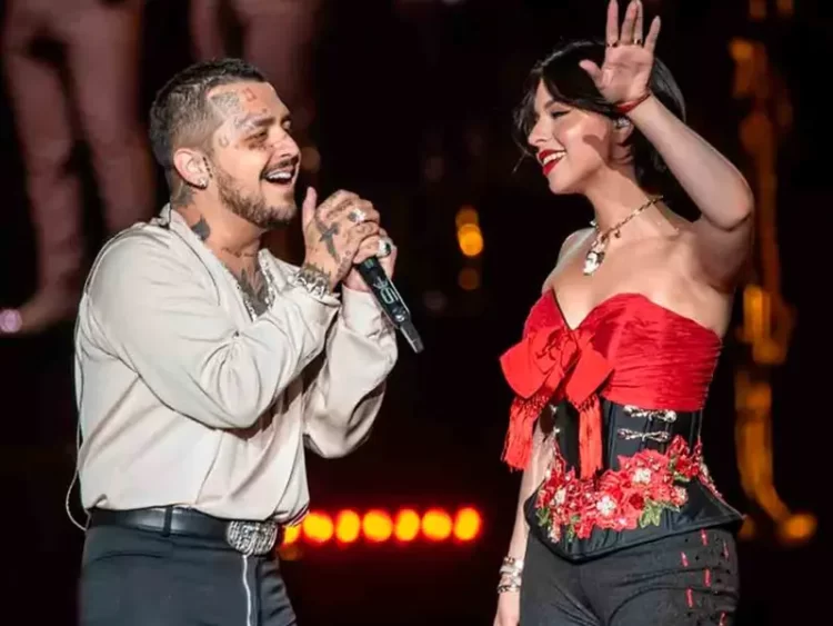 Ángela Aguilar comparte su primera foto con Christian Nodal en Instagram