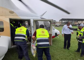 Envía gobernador Américo Villarreal apoyo aéreo a comunidades de Hidalgo, Tamaulipas