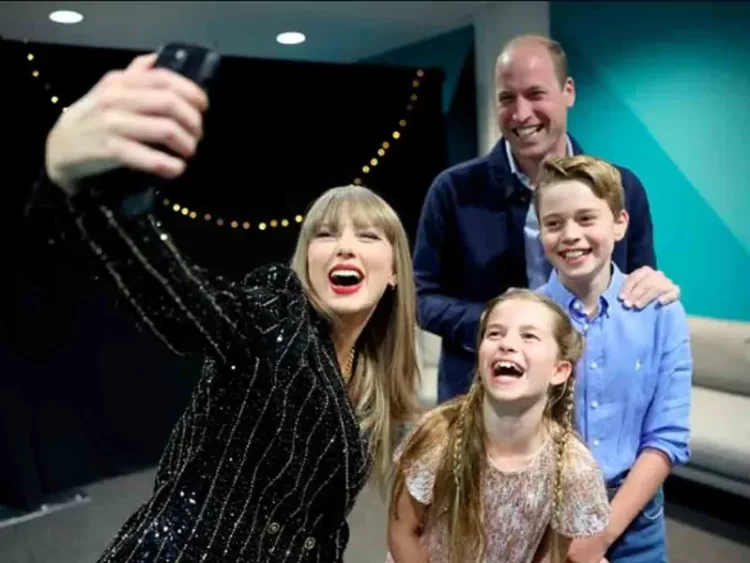 Taylor Swift posa con el príncipe William y sus hijos en concierto en Londres