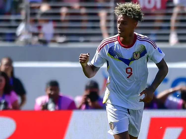 Venezuela remonta y vence 2-1 a Ecuador en Copa América 2024 