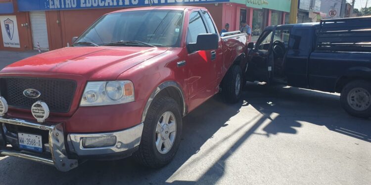 Choque en crucero 21 y Carrera Torres deja una mujer lesionada