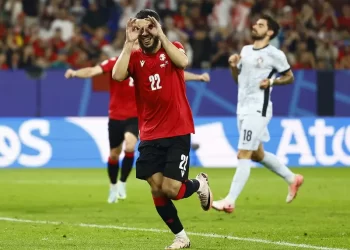 Georgia derrota 2-0 al invicto Portugal y va a Octavos de la Eurocopa