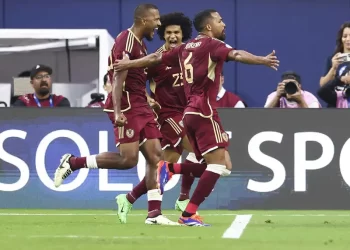Venezuela derrota 1-0 a México y da duro golpe de realidad en Copa América