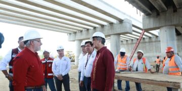 Supervisa Américo Villarreal avances del puente de La Esperanza y del nuevo hospital del ISSSTE