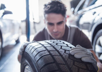 Neumáticos para diferentes tipos de terrenos: Comparativa entre los neumáticos de carretera, todoterreno y para deportes de motor