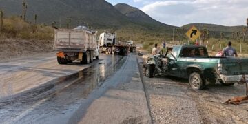 Choque en la carretera Victoria Tula deja cinco lesionados
