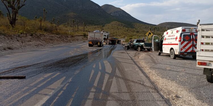 Choque en la carretera Victoria Tula deja cinco lesionados