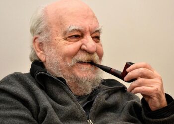 Fallece a los 89 años el destacado dramaturgo argentino Roberto ‘Tito’ Cossa